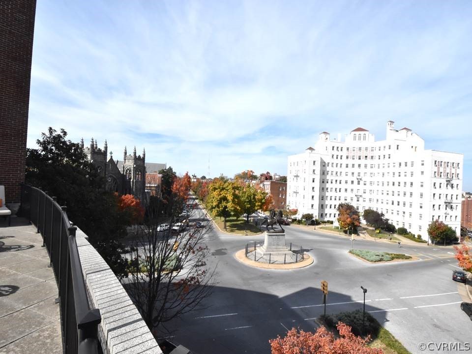 413 Stuart Circle, Unit 5B Richmond, VA 23220 - Photo 28 of 34 Stunning Monument Avenue views from the Rooftop de