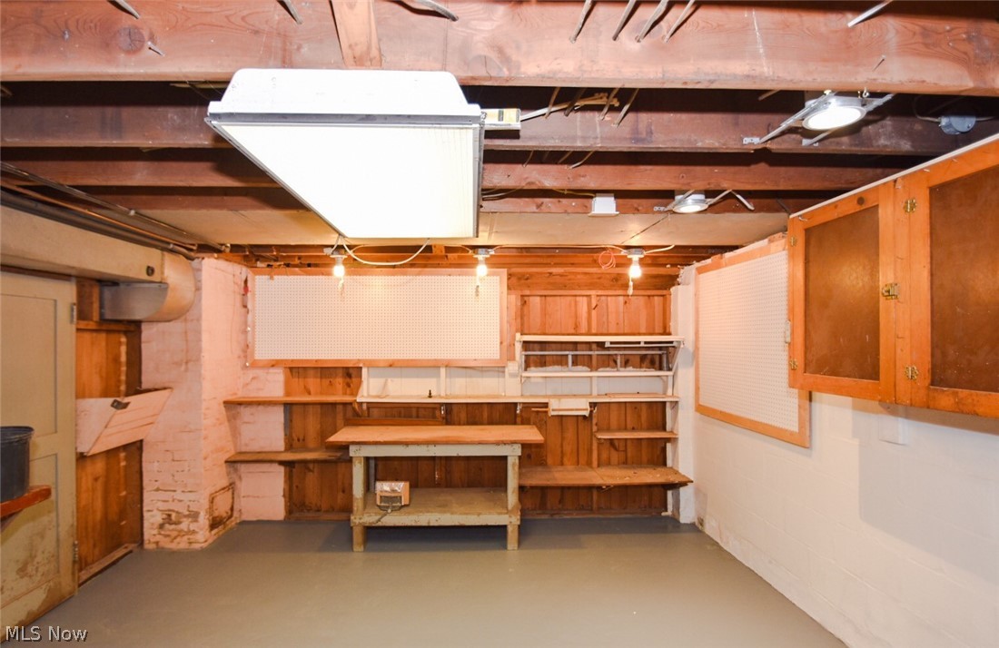 3604 Clark Mill Road Norton, OH 44203 - Photo 20 of 26 Large Workshop