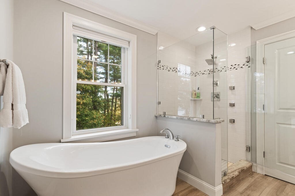 14 Locksley Road Lynnfield, MA 01940 - Photo 20 of 37