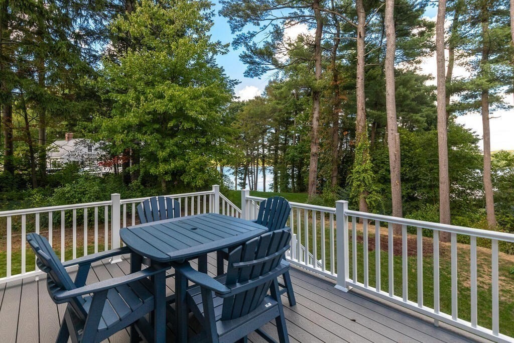 14 Locksley Road Lynnfield, MA 01940 - Photo 34 of 37