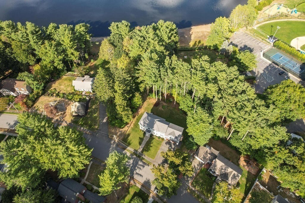 14 Locksley Road Lynnfield, MA 01940 - Photo 36 of 37