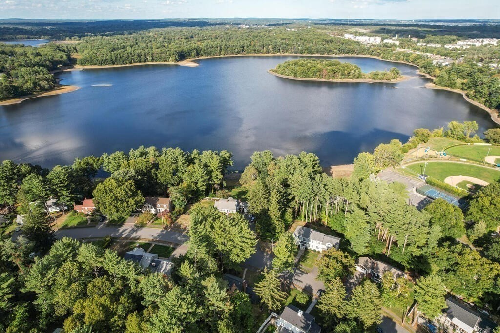 14 Locksley Road Lynnfield, MA 01940 - Photo 37 of 37