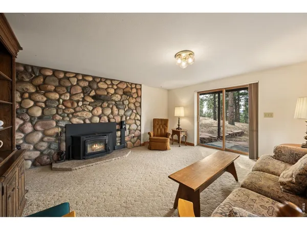 $950,000 | 440 La Hermosa Drive, Bellvue, CO 80512