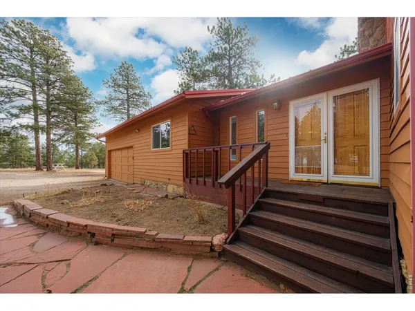 $950,000 | 440 La Hermosa Drive, Bellvue, CO 80512