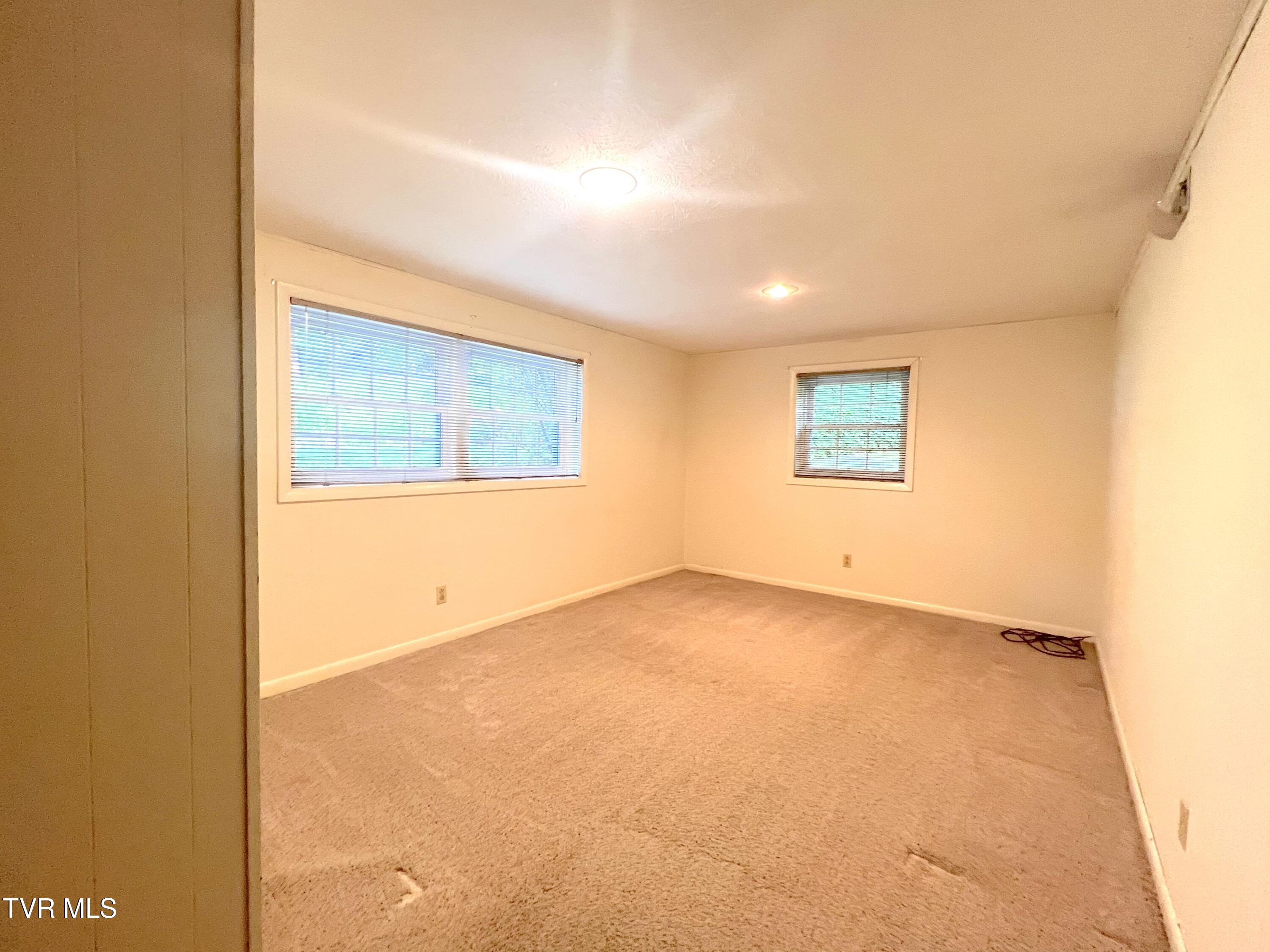 108 Alpine Circle Greeneville, TN 37743 - Photo 16 of 57 ALPLINE 00521