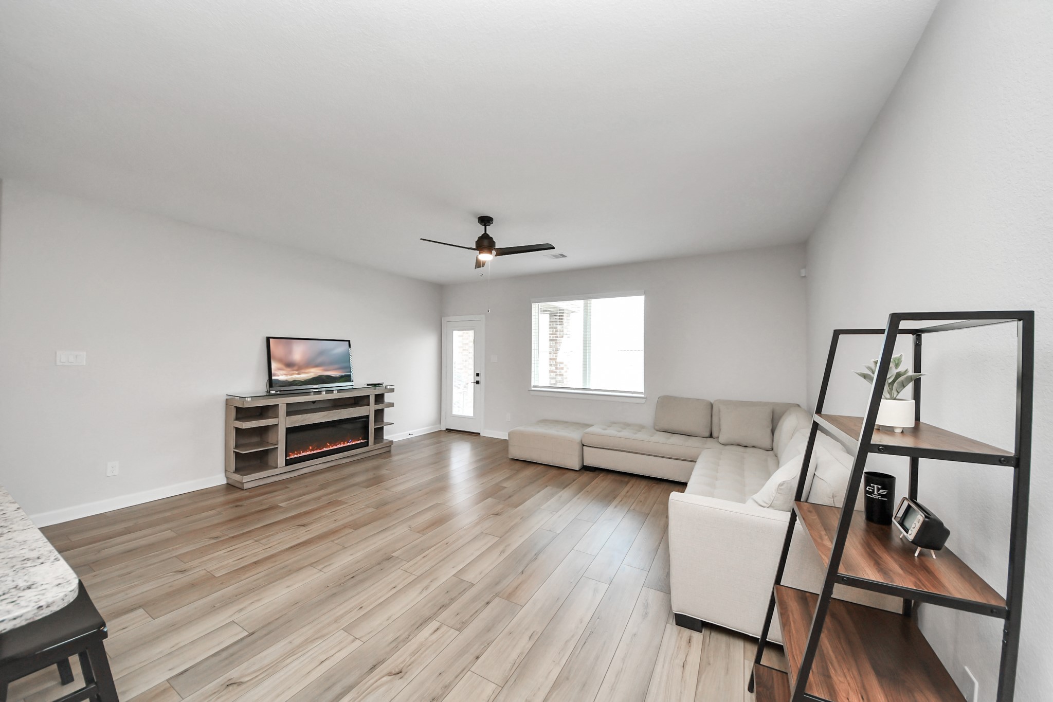 3006 Floating Barque Drive Santa Fe, TX 77510 - Photo 10 of 37