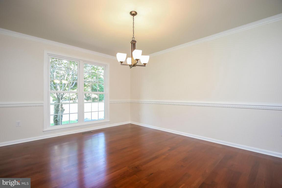 1303 Tar Cove Road Pasadena, MD 21122 - Photo 15 of 30 Dining Room