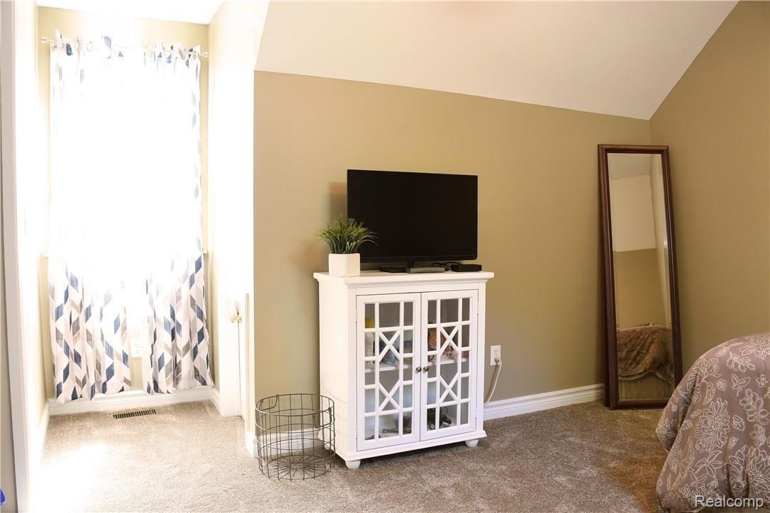 4805 Rabidue Road North Street, MI 48049 - Photo 16 of 29 ROOM32.jpg
