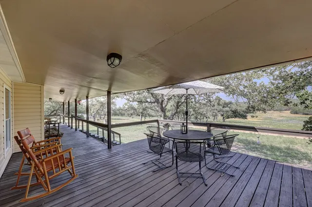 $1,350,000 | 419 Yellowstone Lane, Hunt, TX 78024