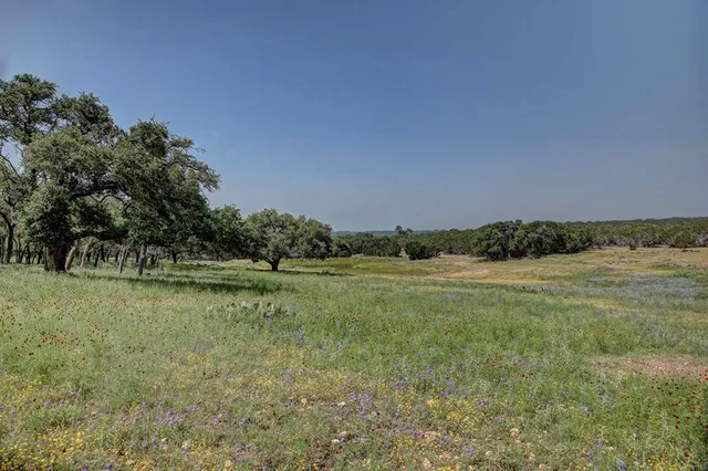 $1,350,000 | 419 Yellowstone Lane, Hunt, TX 78024