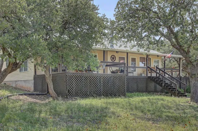 $1,350,000 | 419 Yellowstone Lane, Hunt, TX 78024
