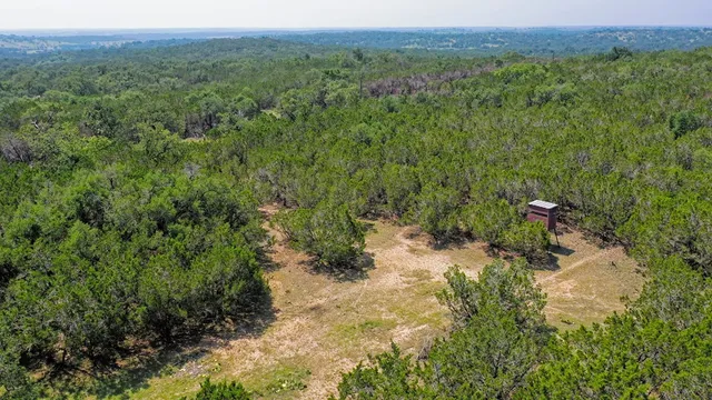$1,350,000 | 419 Yellowstone Lane, Hunt, TX 78024