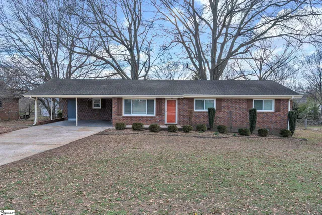 $285,000 | 7 Coquina Court, Greenville, SC 29617