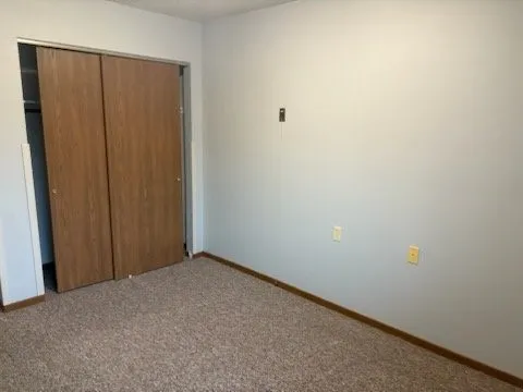 $1,185 | 904 East Milwaukee Avenue, Storm Lake, IA 50588