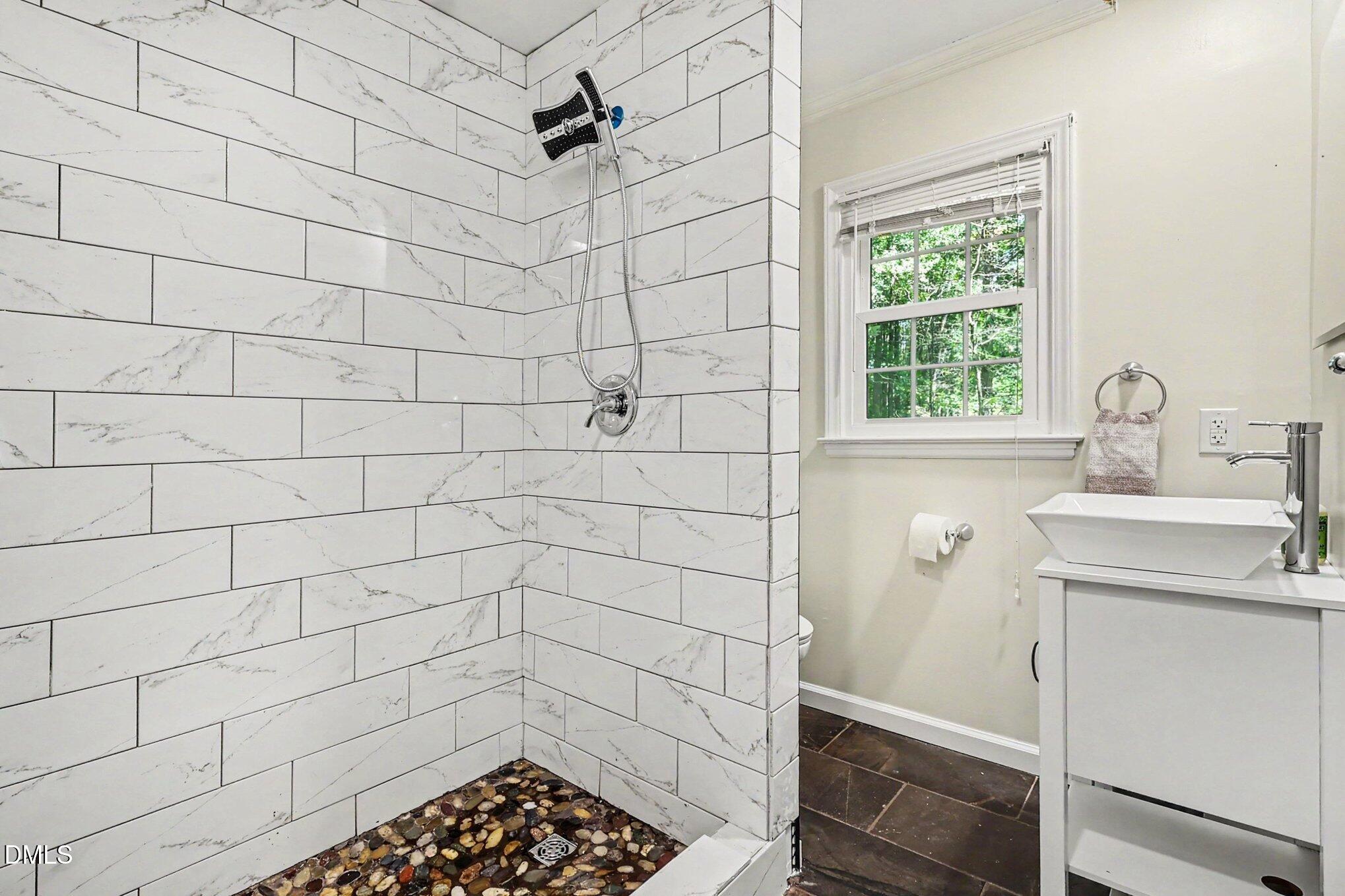 5221 Dutchman Drive Raleigh, NC 27606 - Photo 27 of 53 029_file_4915