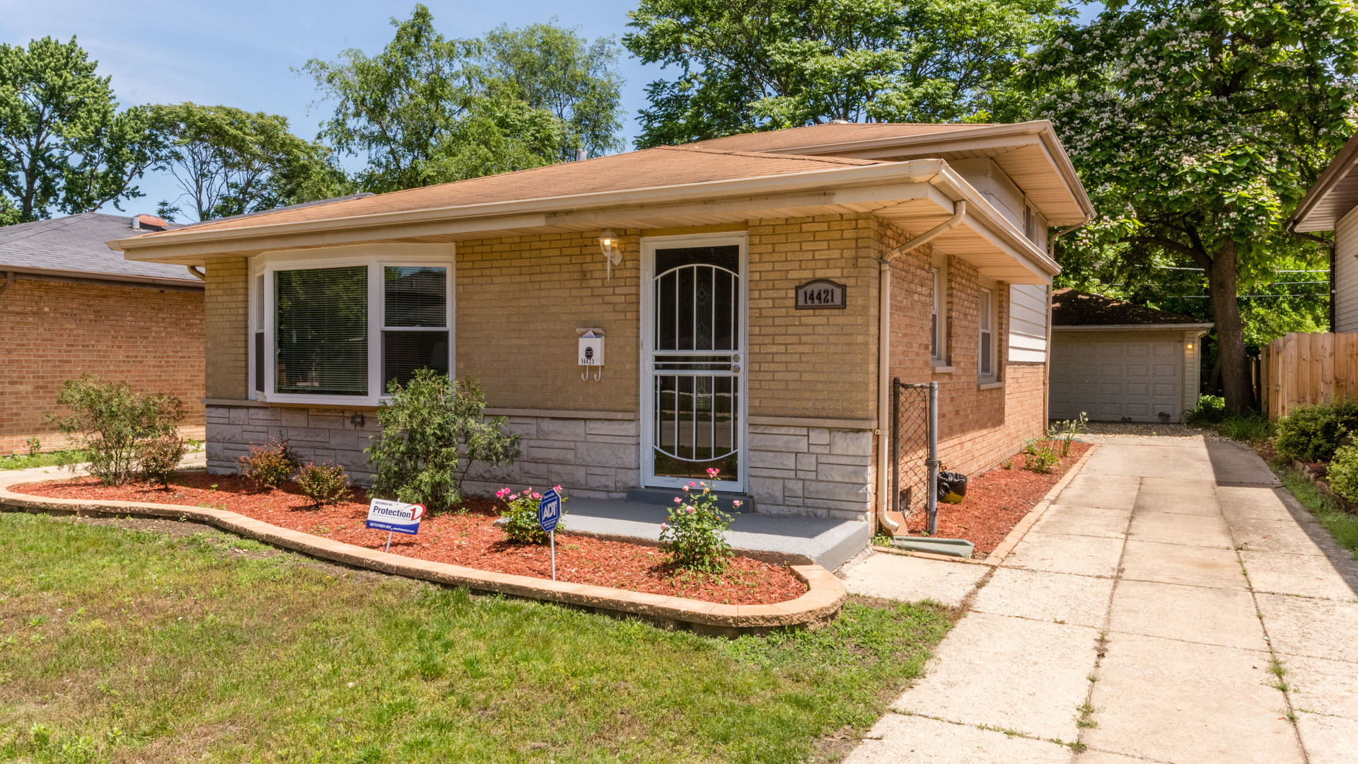 14421 Murray Avenue Dolton, IL 60419 - Photo 1 of 40