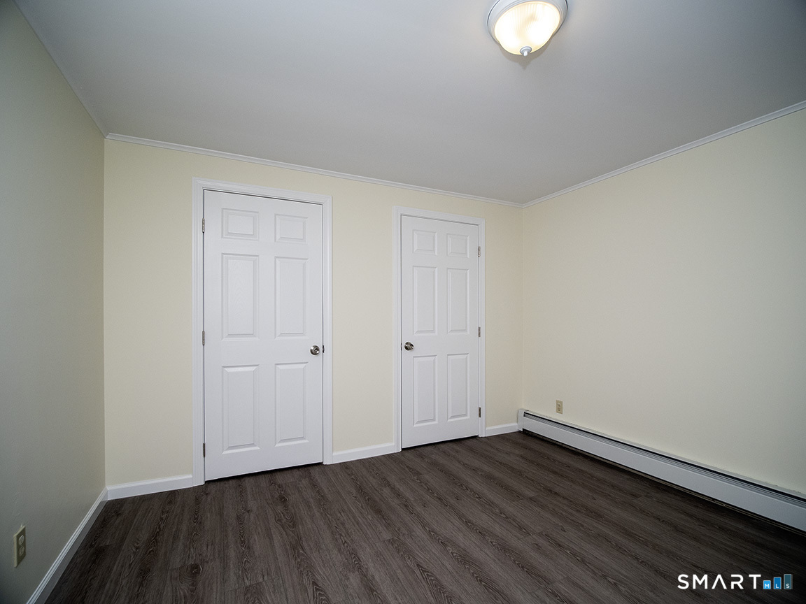 6 Warren Road Woodbridge, CT 06525 - Photo 26 of 35