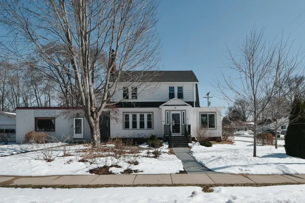 $397,000 | 621 1st Avenue Southeast, Pine Island, MN 55963