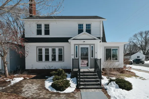 $397,000 | 621 1st Avenue Southeast, Pine Island, MN 55963