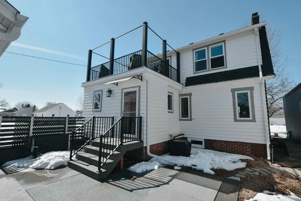 $397,000 | 621 1st Avenue Southeast, Pine Island, MN 55963