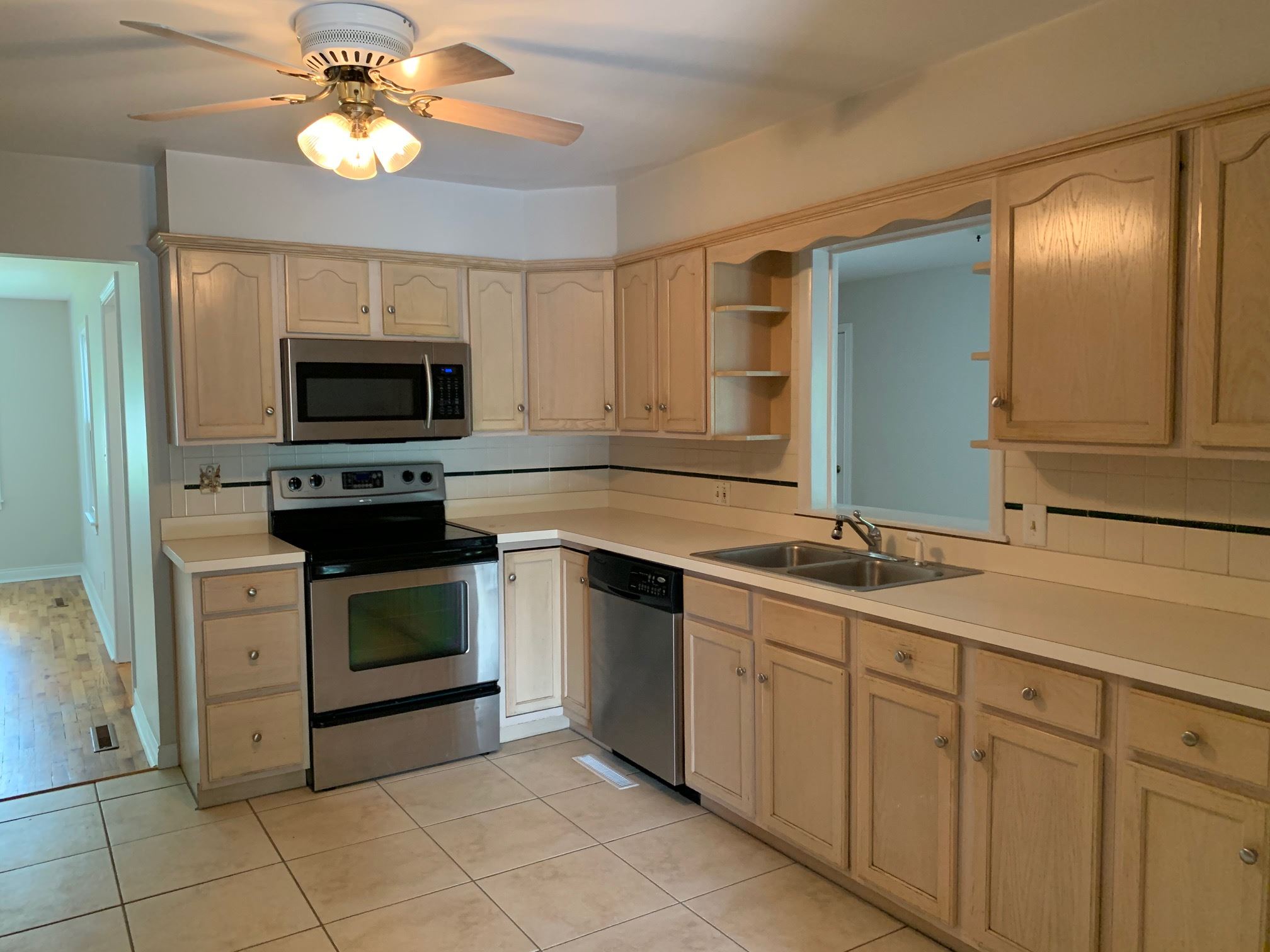 6577 Yankeetown Road Newburgh, IN 47630 - Photo 6 of 36 Gallery Image 6