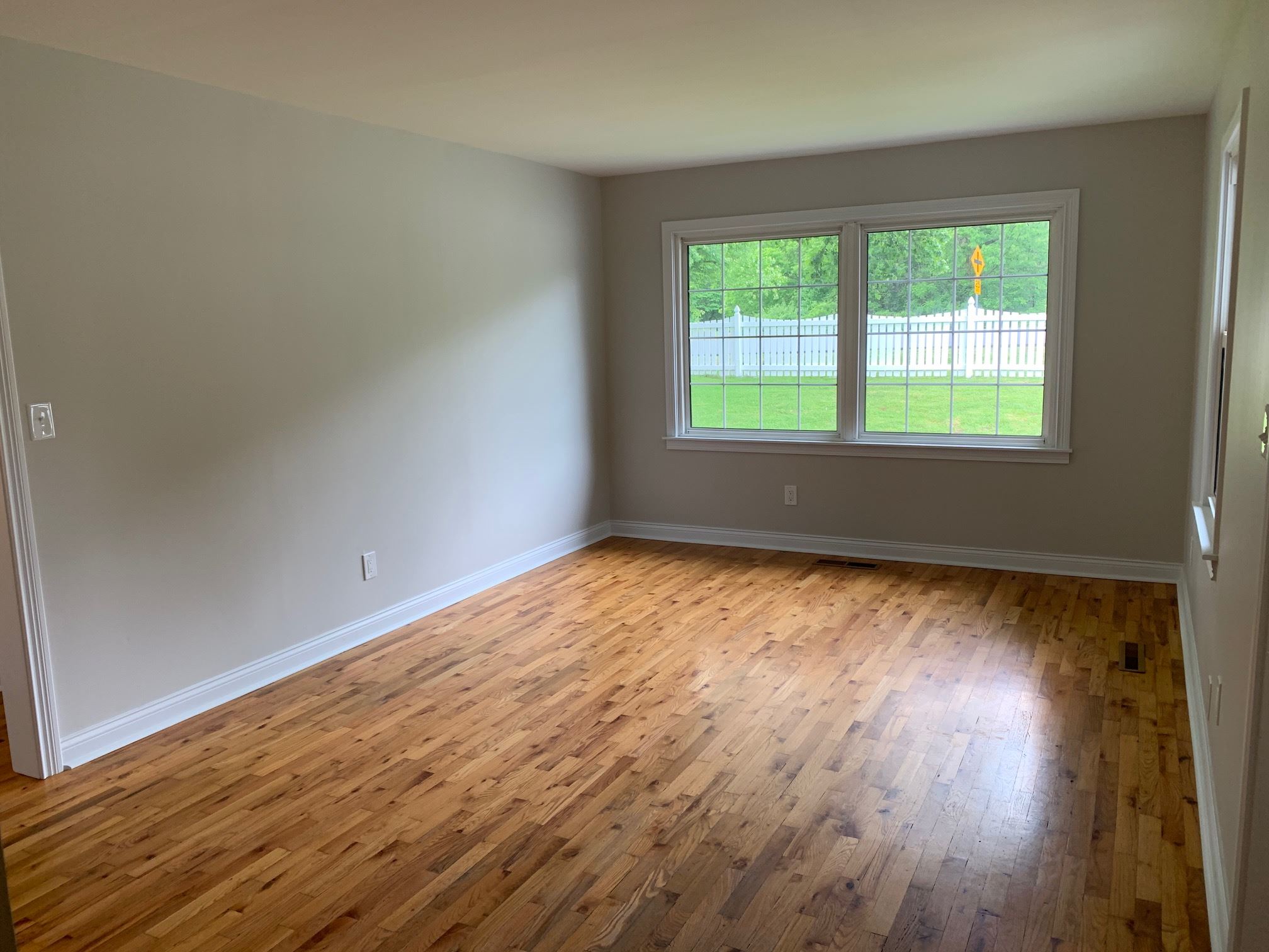 6577 Yankeetown Road Newburgh, IN 47630 - Photo 10 of 36 Gallery Image 10