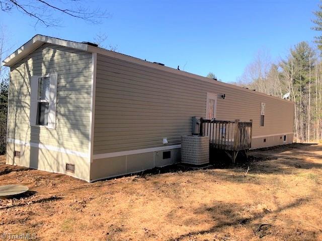 169 Lonesome Pine Road Purlear, NC 28665 - Photo 15 of 17 Gallery Image 15