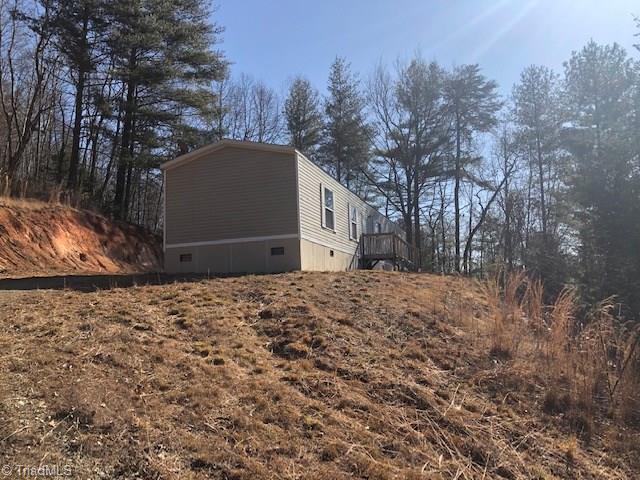 169 Lonesome Pine Road Purlear, NC 28665 - Photo 3 of 17 Gallery Image 3
