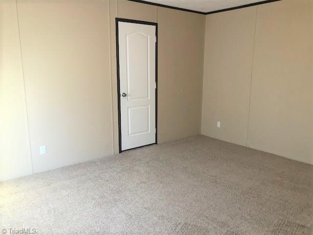 169 Lonesome Pine Road Purlear, NC 28665 - Photo 8 of 17 Gallery Image 8
