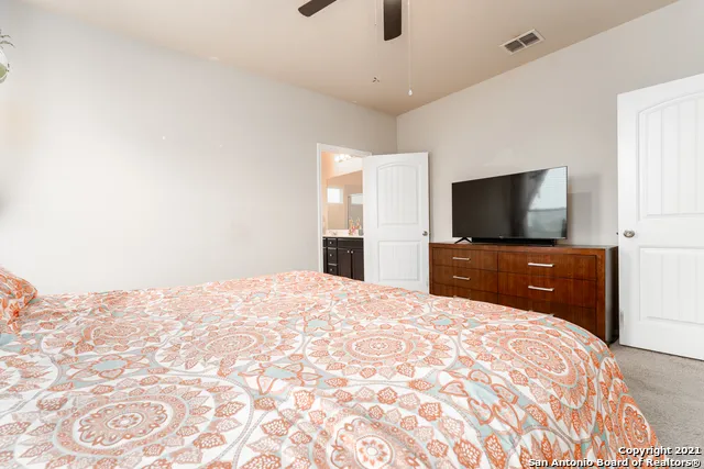 $1,600 | 507 Sage Thrasher, San Antonio, TX 78253