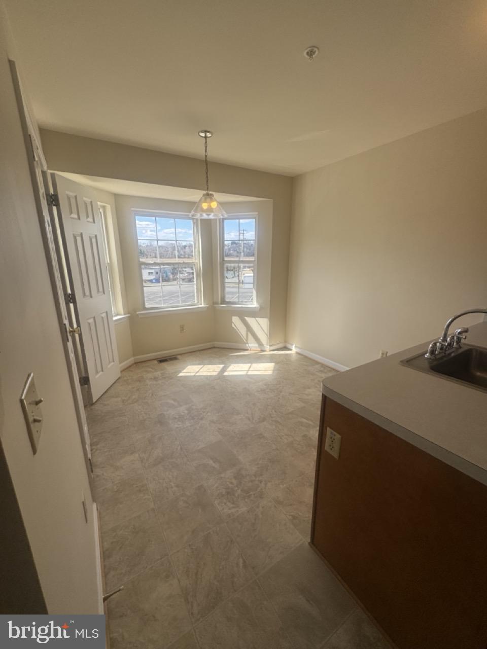3637 Harbor Road Chesapeake Beach, MD 20732 - Photo 21 of 33 Dining area