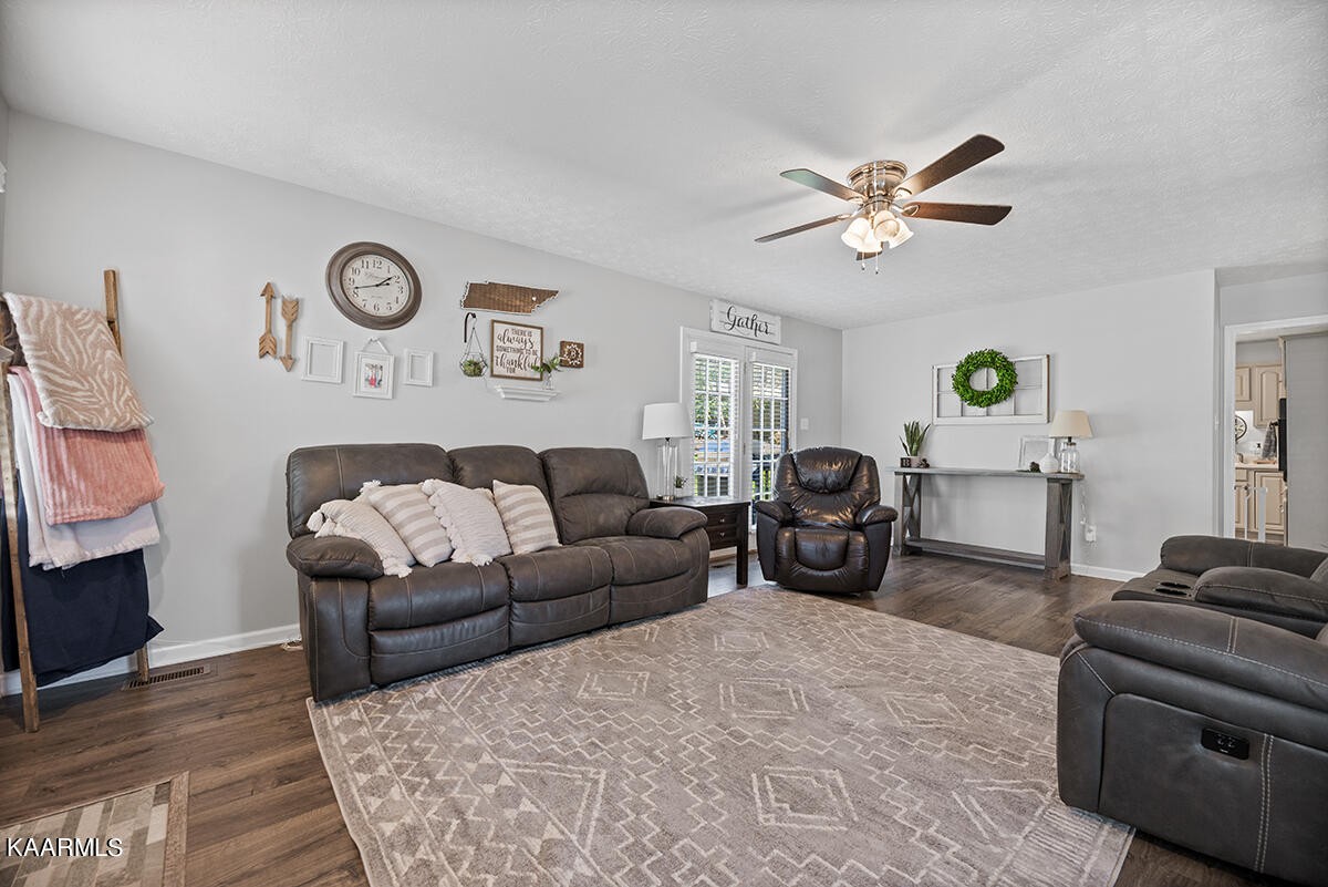 8949 Maple Ridge Lane Knoxville, TN 37923 - Photo 19 of 40 Gallery Image 19