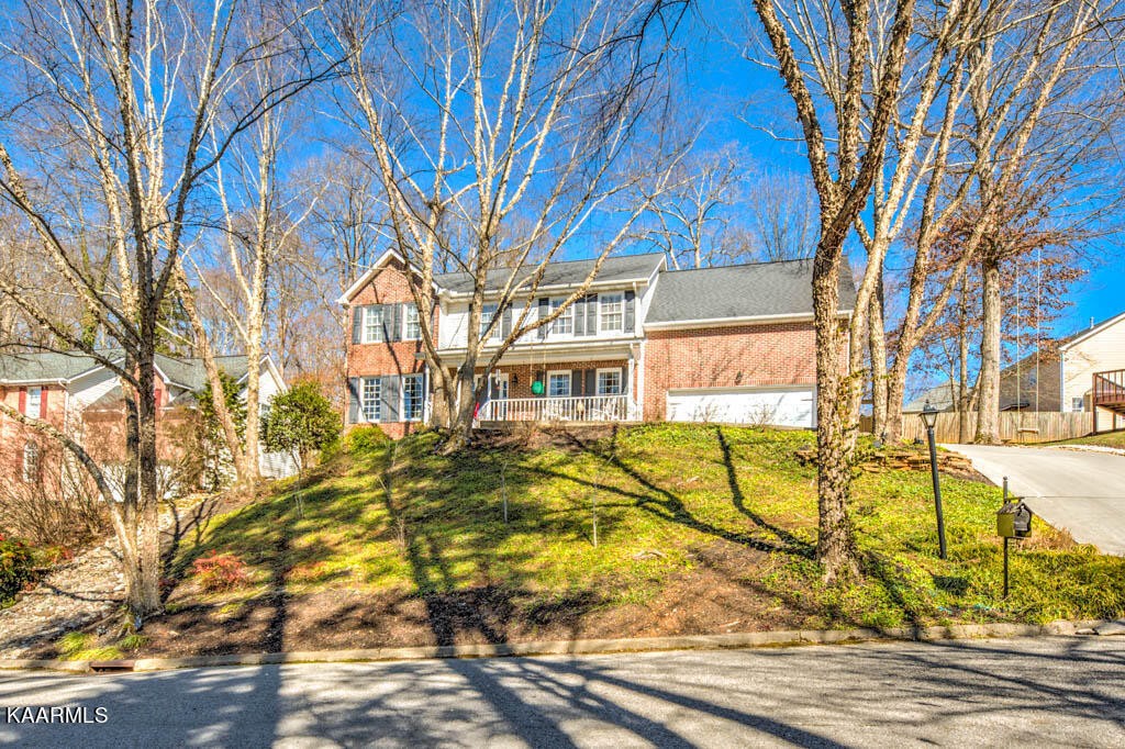 8949 Maple Ridge Lane Knoxville, TN 37923 - Photo 4 of 40 Gallery Image 4