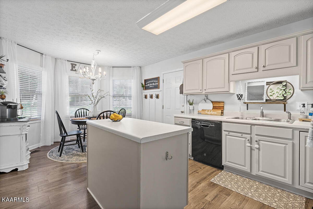 8949 Maple Ridge Lane Knoxville, TN 37923 - Photo 10 of 40 Gallery Image 10