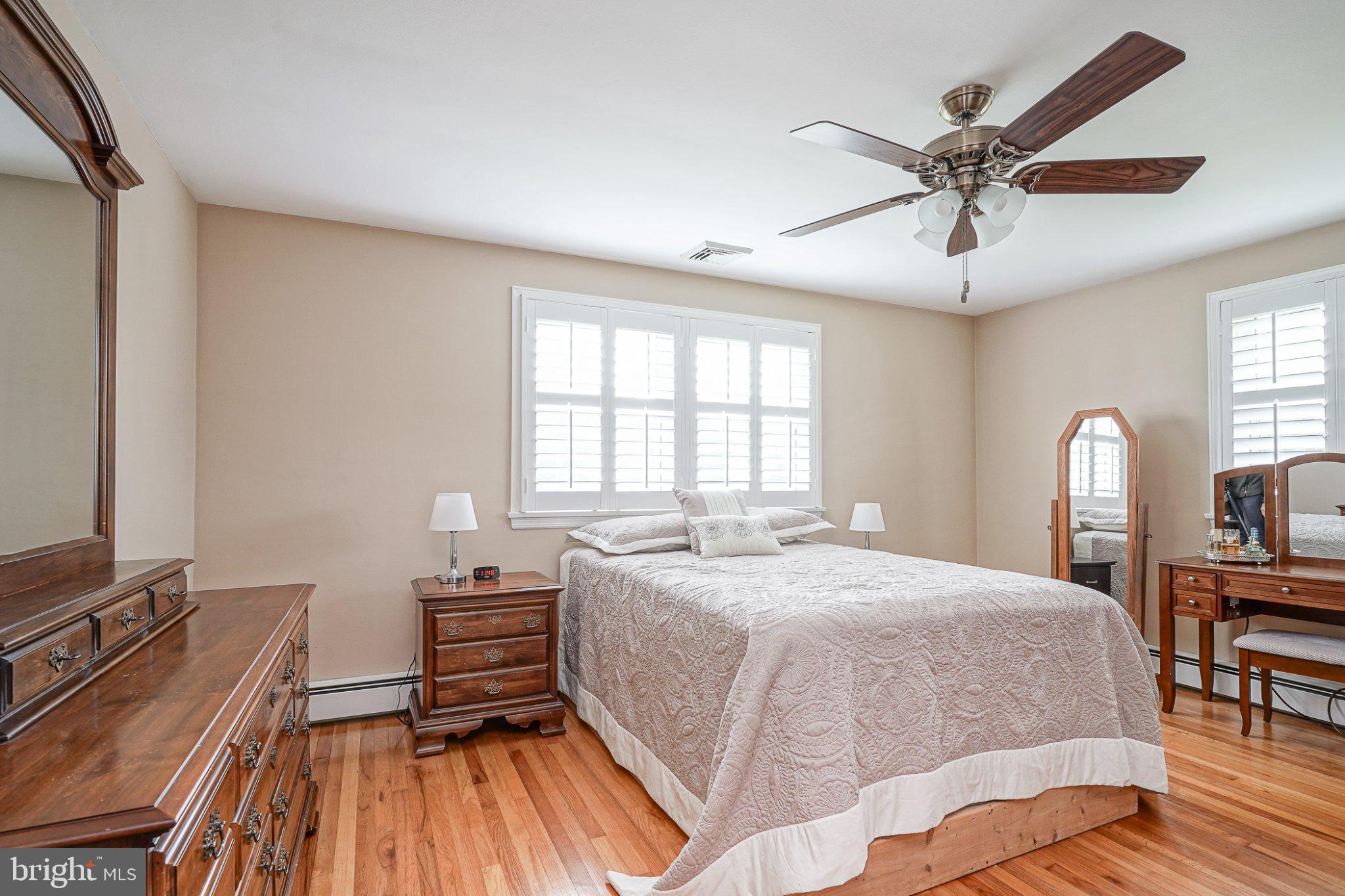 356 Democrat Road Gibbstown, NJ 08027 - Photo 20 of 34 Gallery Image 20