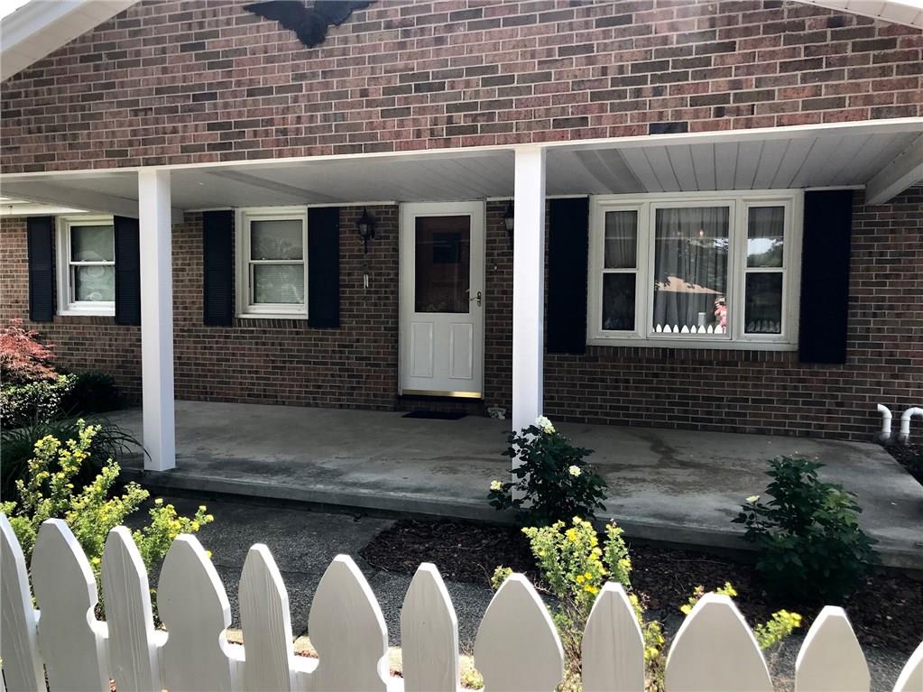 1702 Old Butler Road New Castle, PA 16101 - Photo 3 of 22