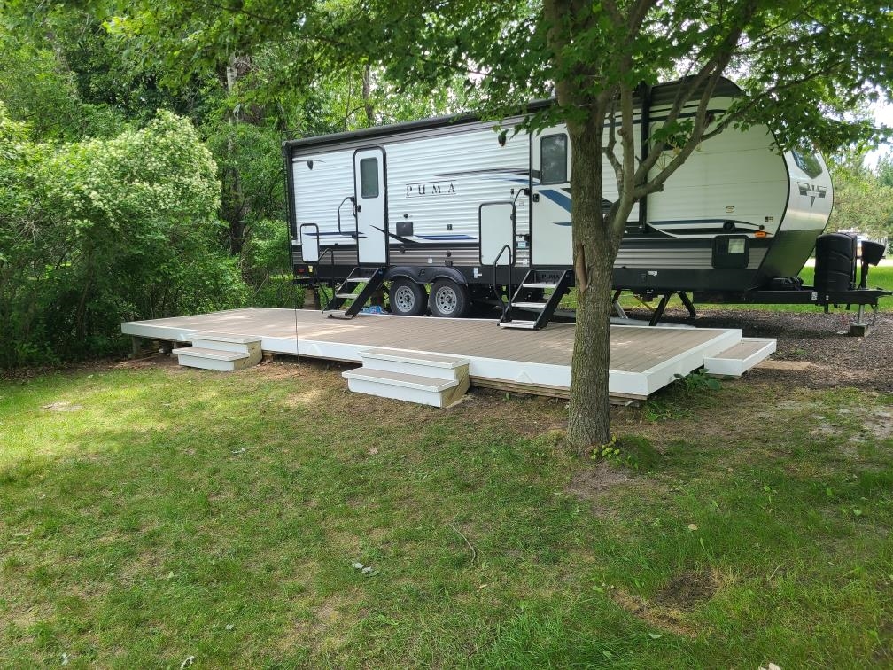 5106 Queens Way Gladwin, MI 48624 - Photo 1 of 10