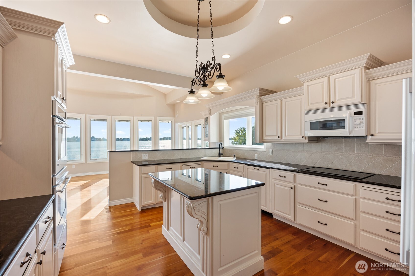 1782 Valley Road Northeast Moses Lake, WA 98837 - Photo 13 of 40