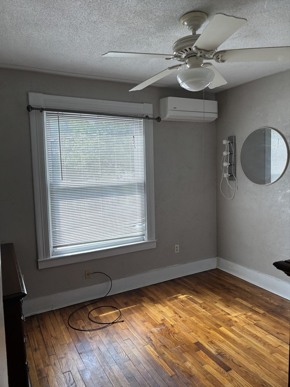 139 Tiffany Street Springfield, MA 01108 - Photo 14 of 17