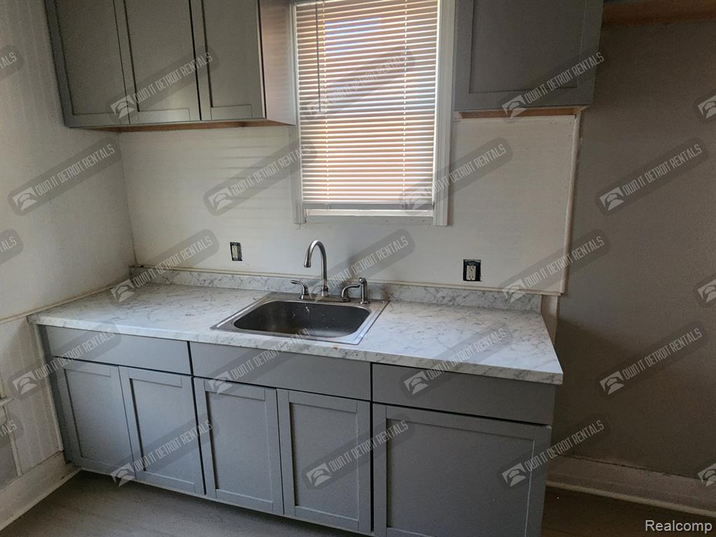 15429 Appoline Street Detroit, MI 48227 - Photo 7 of 7