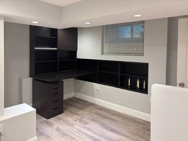a view of walk in closet