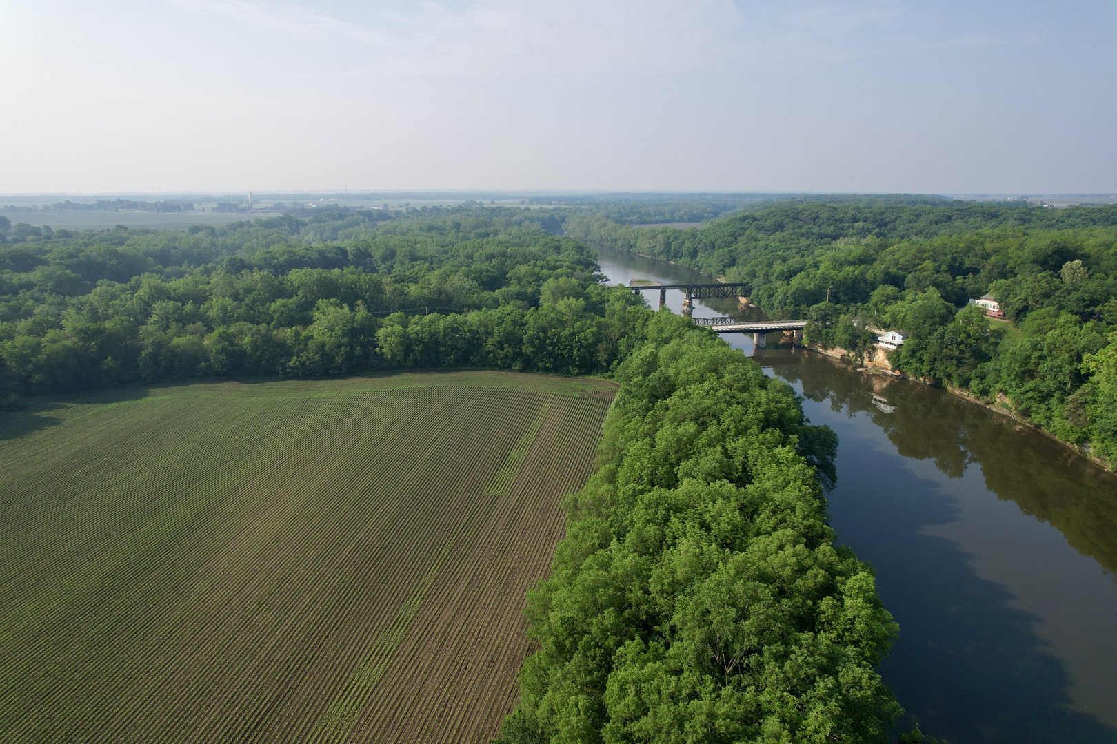4141 East 2603rd Road Sheridan, IL 60551 - Photo 9 of 48 a view of a lake with a city