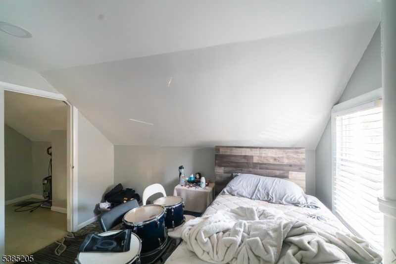 116 Greene Avenue Middlesex, NJ 08846 - Photo 30 of 33