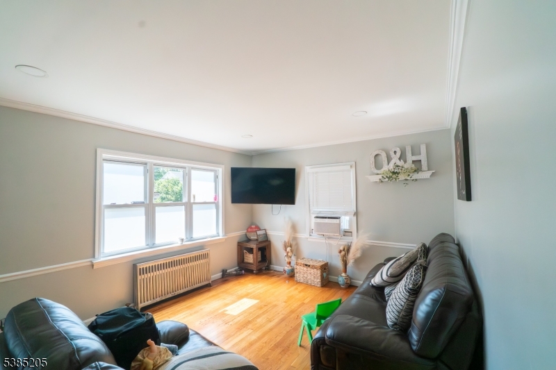 116 Greene Avenue Middlesex, NJ 08846 - Photo 8 of 33