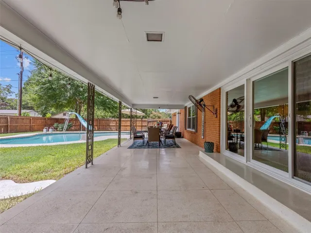 $699,900 | 705 Whitehead Street, Smithville, TX 78957