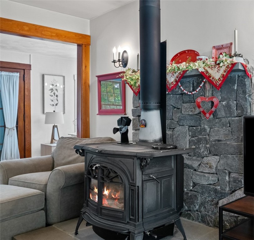 248 William Henry Road Scituate, RI 02857 - Photo 16 of 50