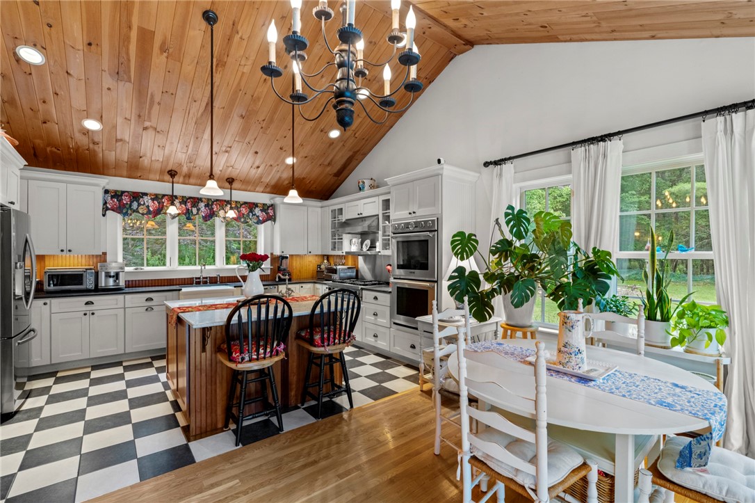 248 William Henry Road Scituate, RI 02857 - Photo 20 of 50