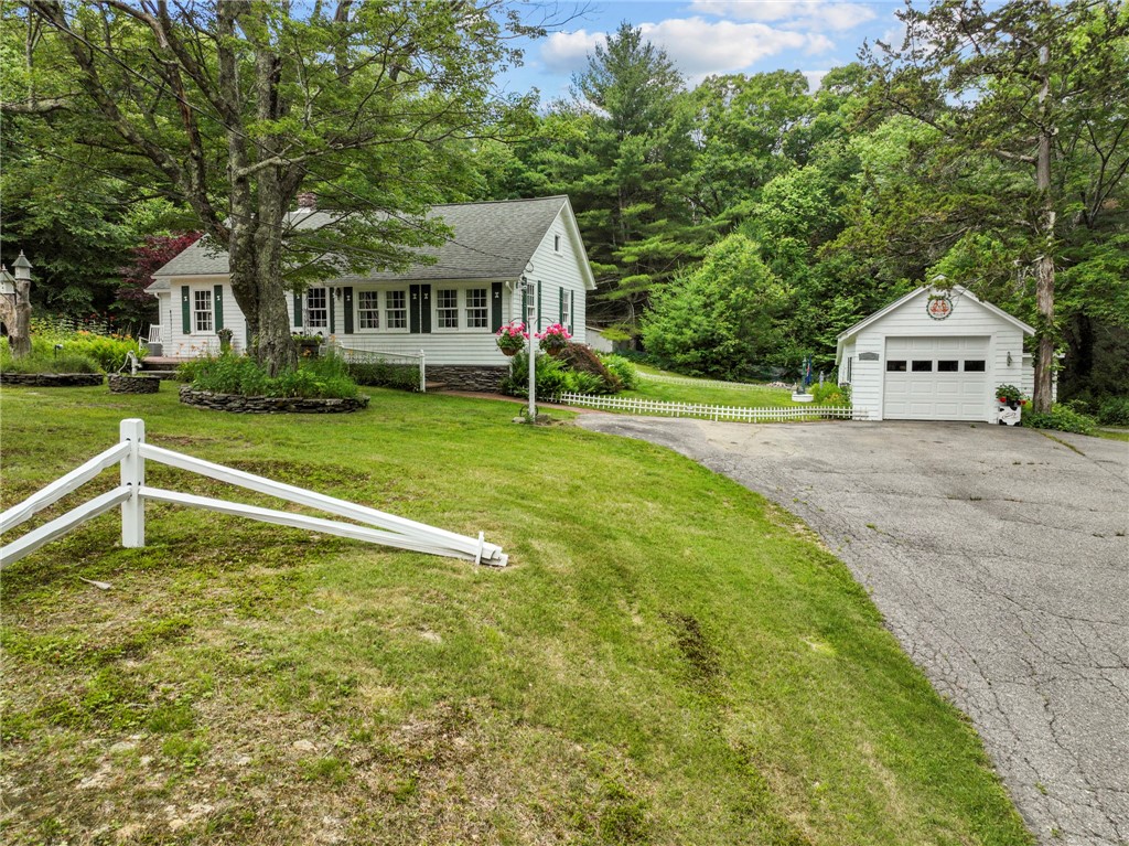 248 William Henry Road Scituate, RI 02857 - Photo 3 of 50