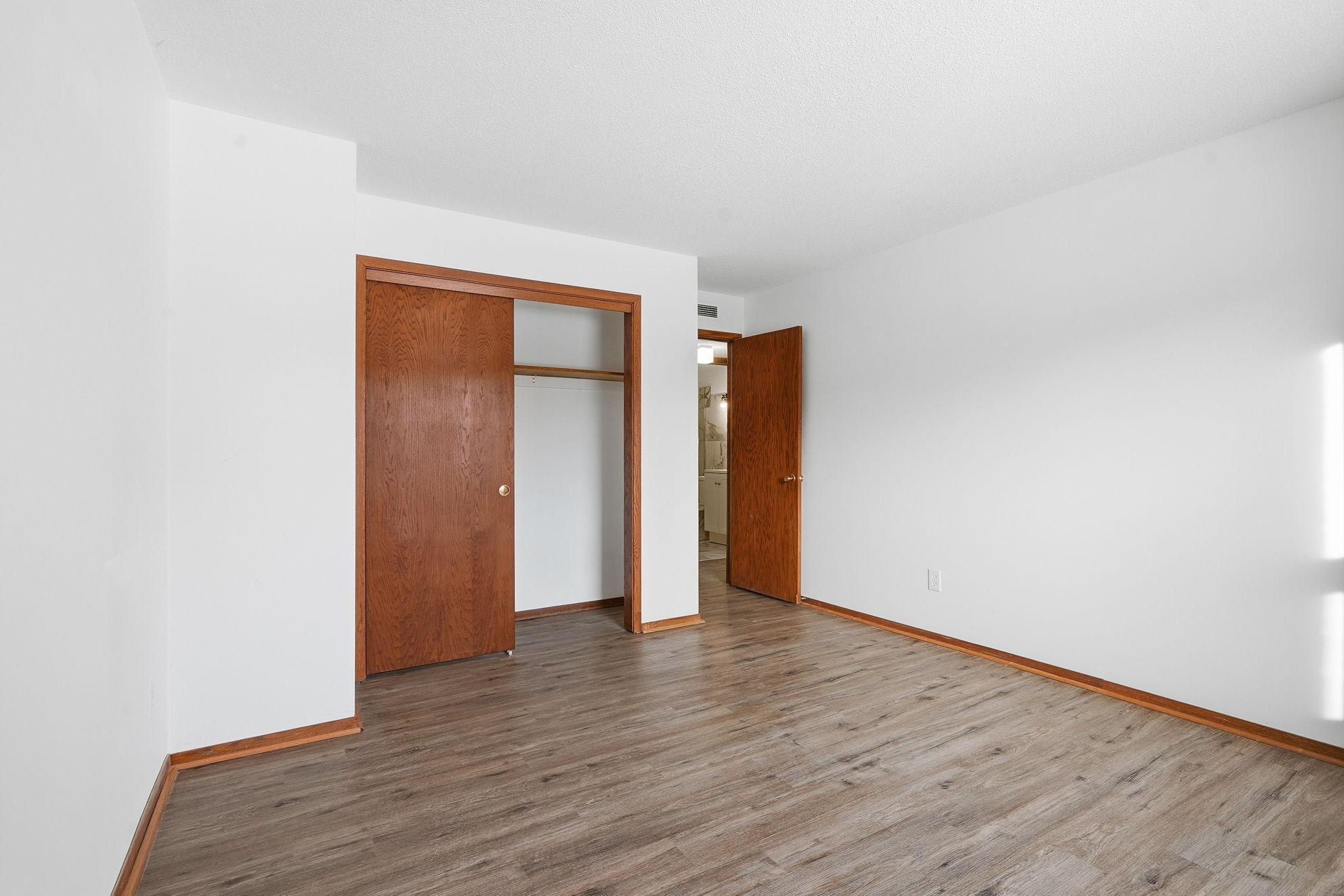 2200 Midland Grove Road, Unit 210 Roseville, MN 55113 - Photo 18 of 28