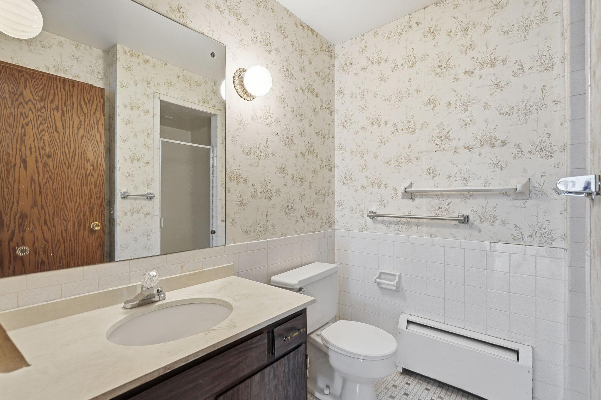 2200 Midland Grove Road, Unit 210 Roseville, MN 55113 - Photo 20 of 28